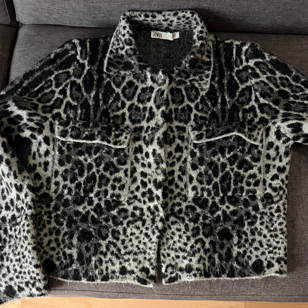 Zara Black and Gray Leopard Print Teddy Jacket